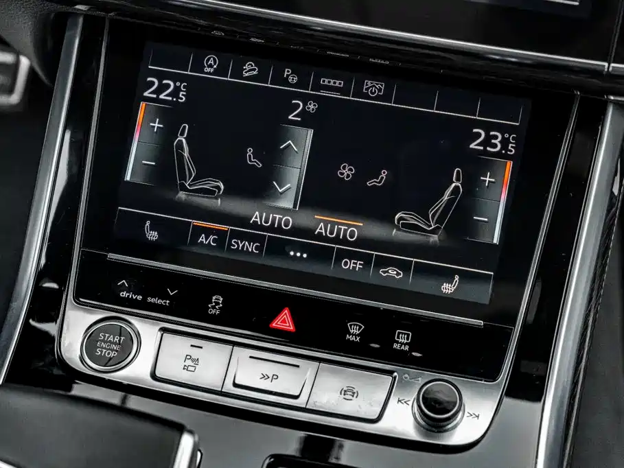 Audi Q8 2020 2021 Model 55 TFSI Premium Dynamic