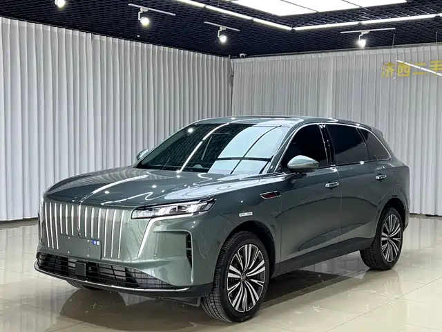  Hongqi Hongqi HS6 PHEV 2026 Model 220 Intelligent Hybrid Edition