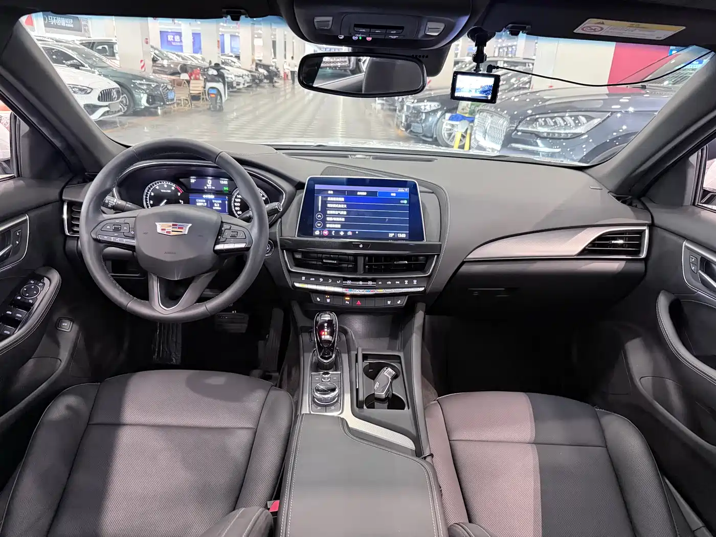 Cadillac CT5 2023 28T Luxury Style (Standard Edition) фото 8