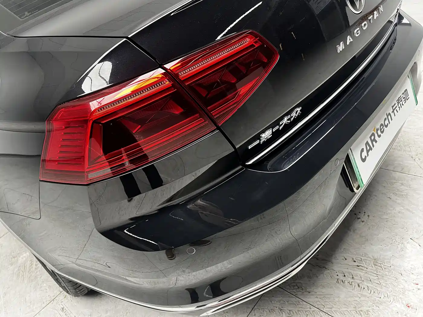 VOLKSWAGEN MAGOTAN GTE PLUG IN HYBRID