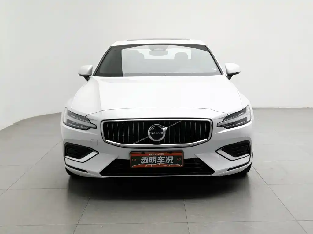 Volvo S60 2024 2024 B4 Inscription Luxury Edition