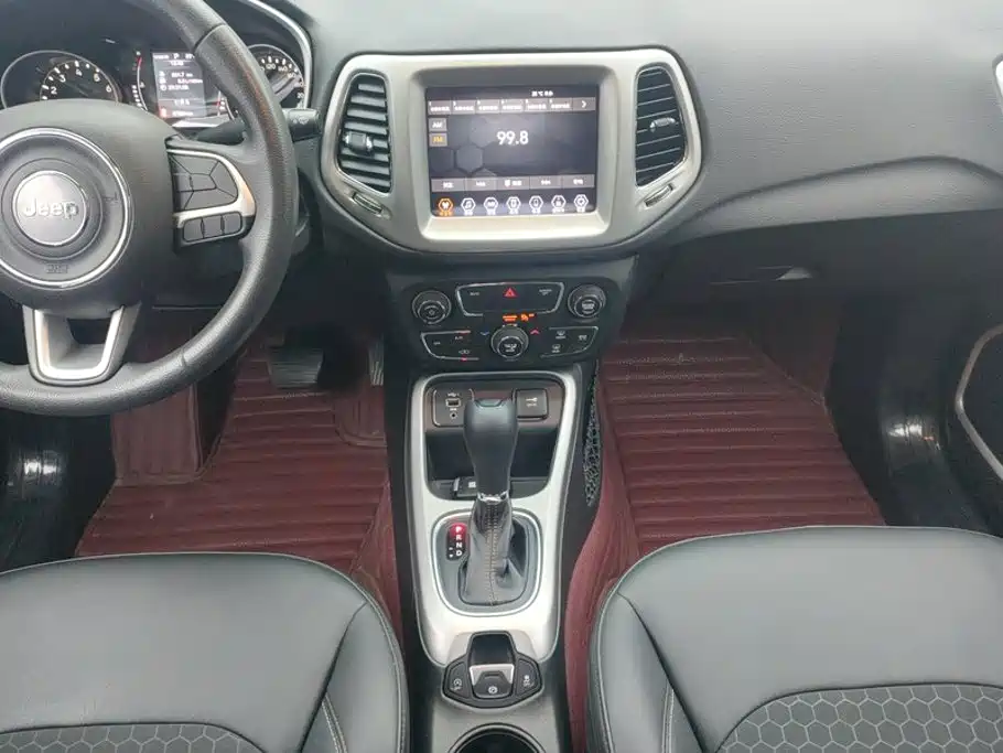 Jeep Compass 2021 2020 220T Automatic Leading Edition