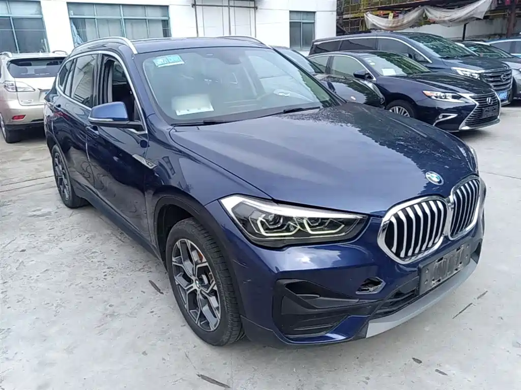 BMW X1 2020 sDrive25Li Leading Model фото 4