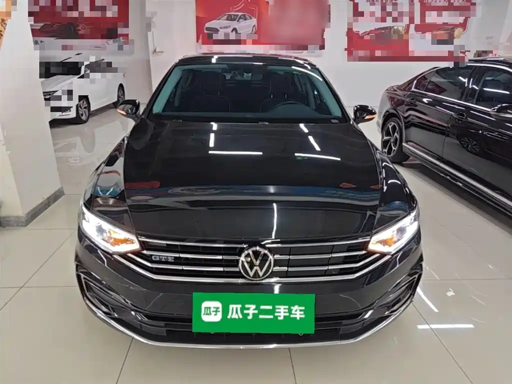 Volkswagen Magotan GTE Plug-in Hybrid 2022 GTE Luxury фото 3