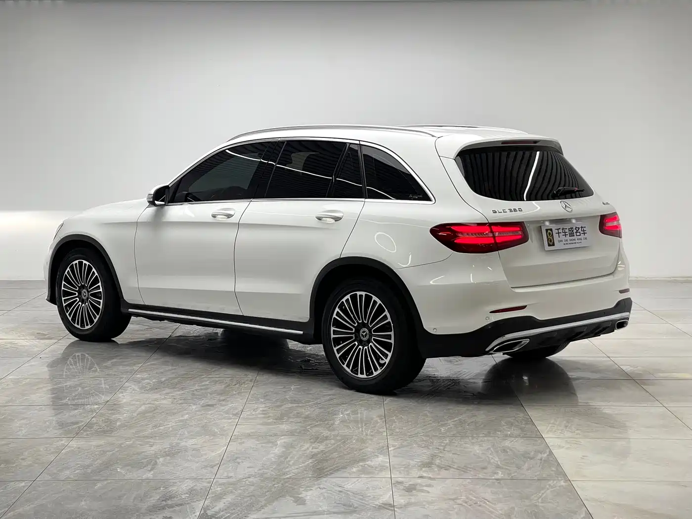 Mercedes-Benz GLC 2018 GLC 260 4MATIC Dynamic фото 4