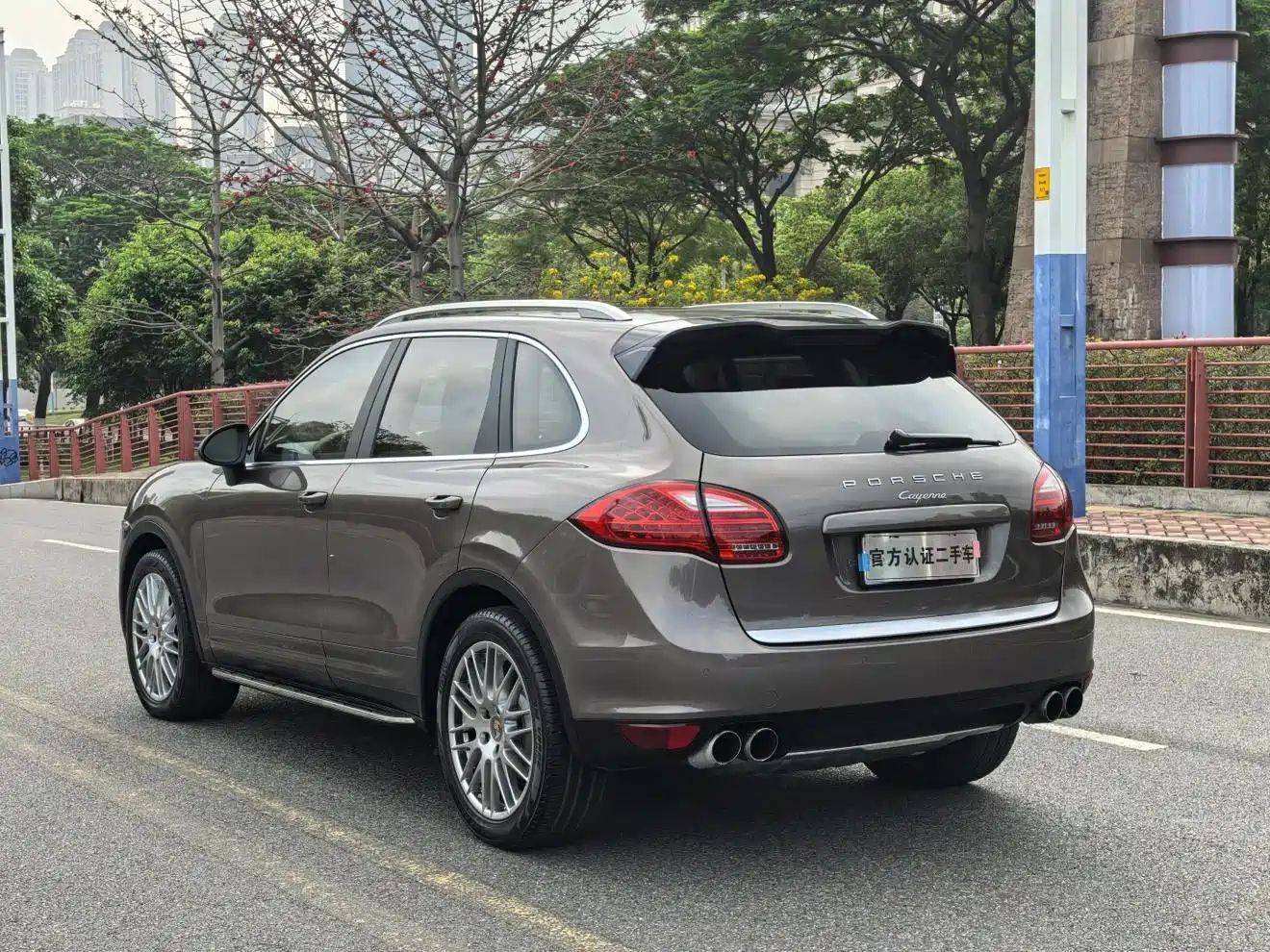 Porsche Cayenne 2011 Cayenne 3.0T фото 20
