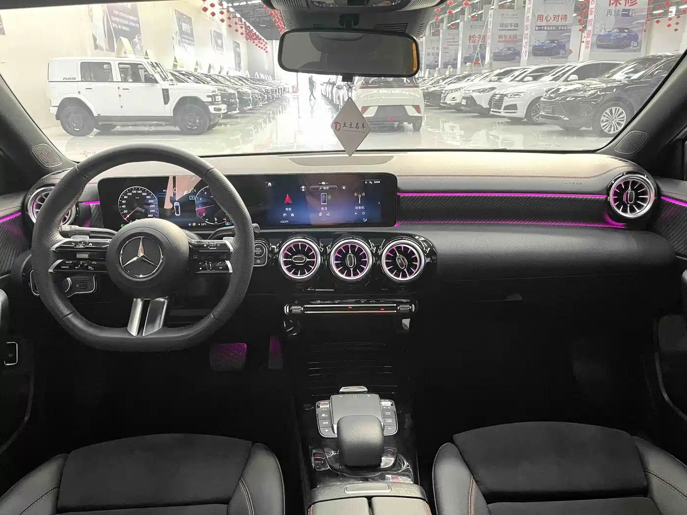 Mercedes-Benz A-Class 2023 A 200 L Fashion фото 9