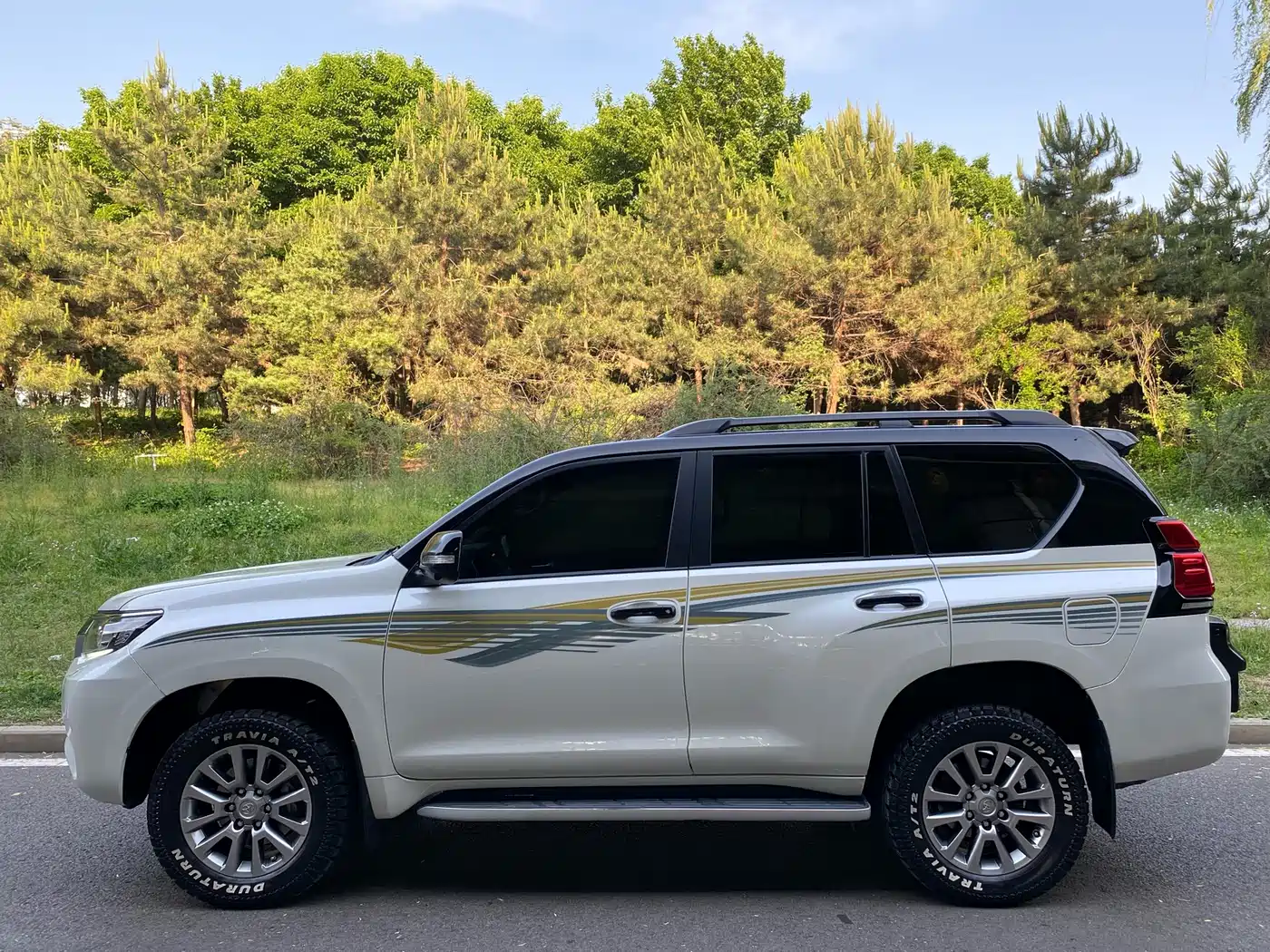 Toyota Prado 2018 3.5L Automatic TX-L Rear-mounted Spare Tire фото 3