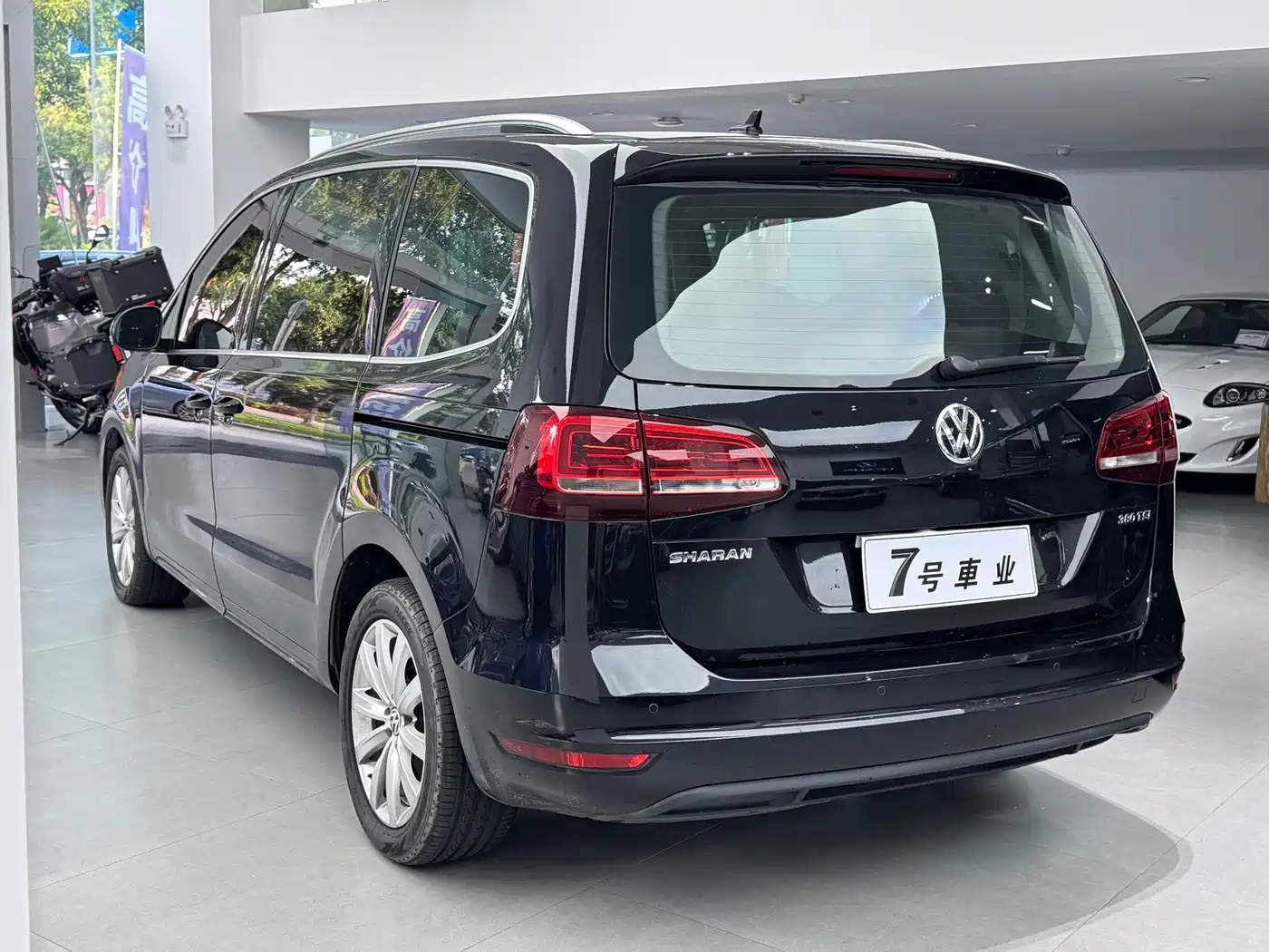 Volkswagen Sharan 2019 2018 380TSI Premium 7-Seater