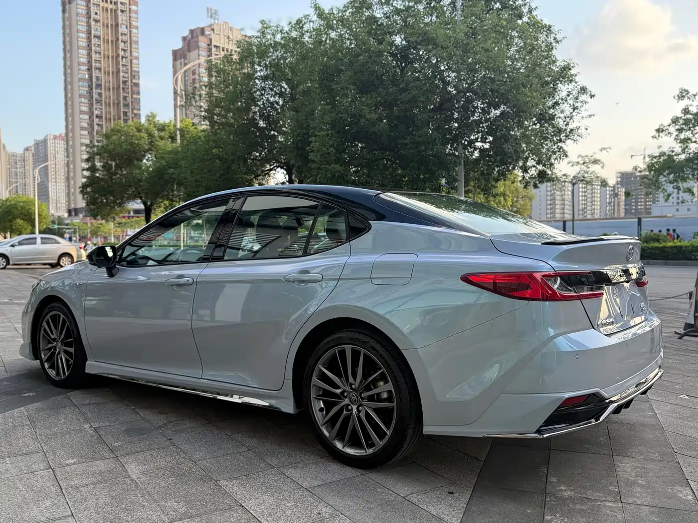 Toyota Camry 2024 Model Dual Hybrid 2.0HXS Sport Plus Edition фото 4
