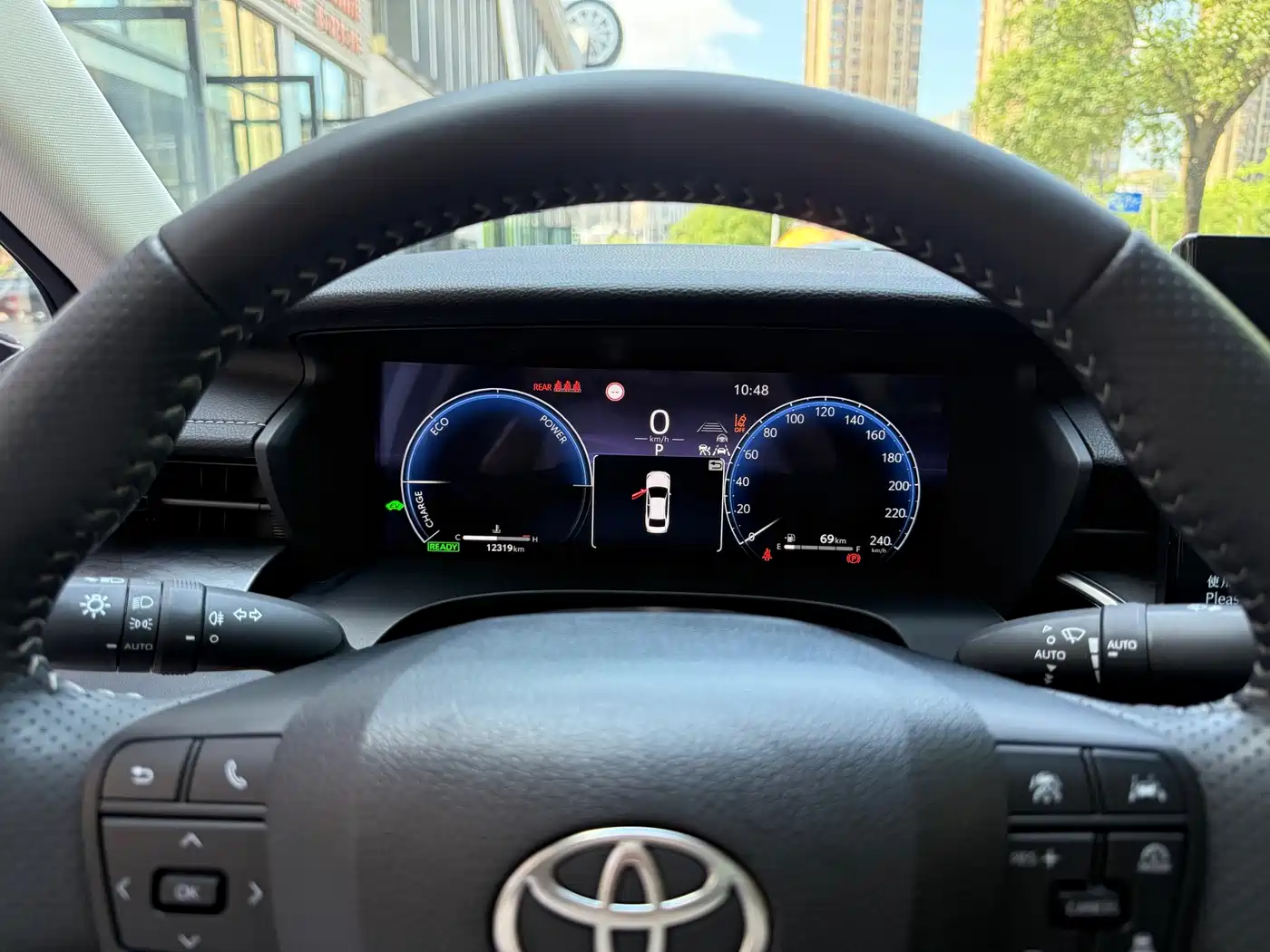 Toyota Camry 2024 Hybrid 2.5HG Premium Edition фото 11