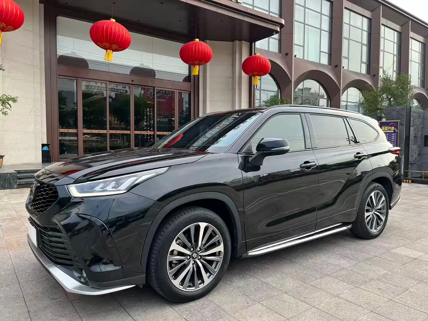 Toyota Crown Kluger 2024 2.5L HEV 4WD Premium Edition фото 2