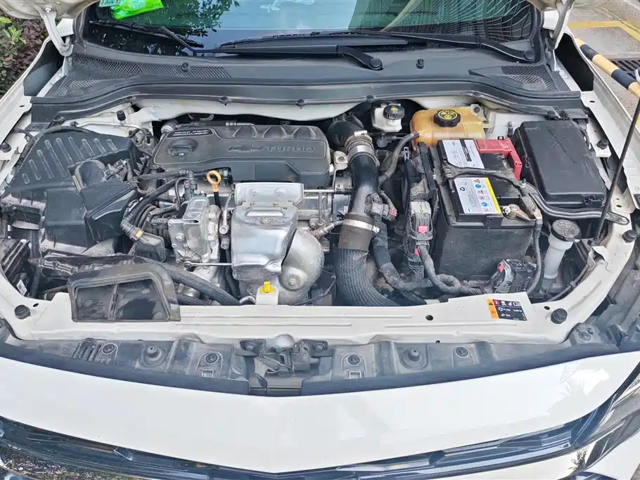 Chevrolet Monza 2022 Mild Hybrid RS 330T Automatic Comfort Edition фото 10