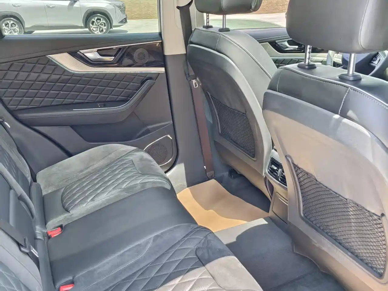 Hongqi HS5 2019 2.0T Smart Connect Enjoy 4WD Edition фото 13
