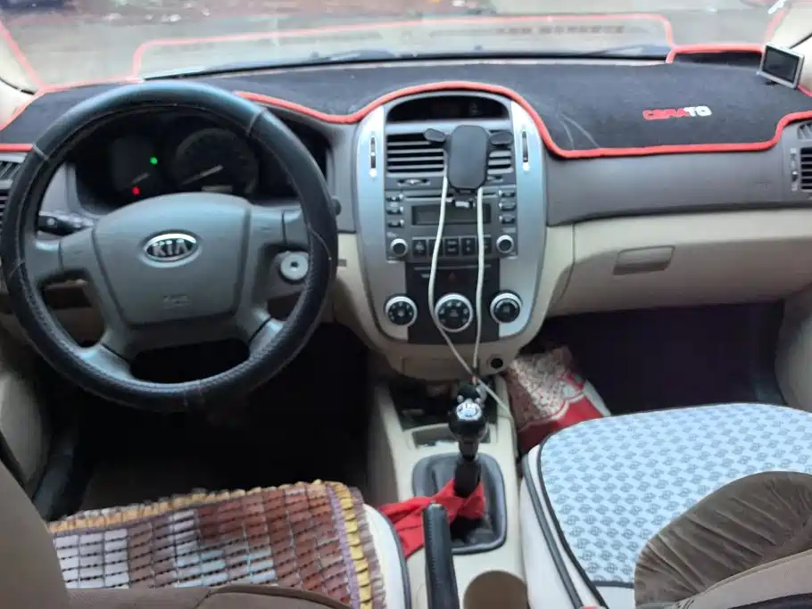 Kia Cerato 2013 2012 1.6L MT GL