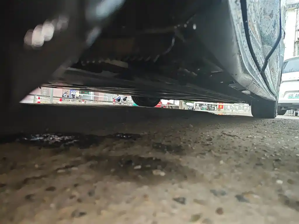 BYD Han L 2025 EV 701KM LiDAR Premium фото 17