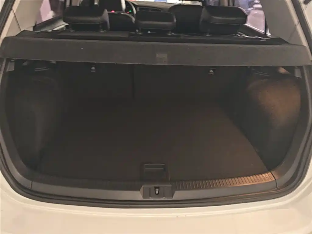 Volkswagen Golf 2018 230TSI Automatic Comfort фото 19