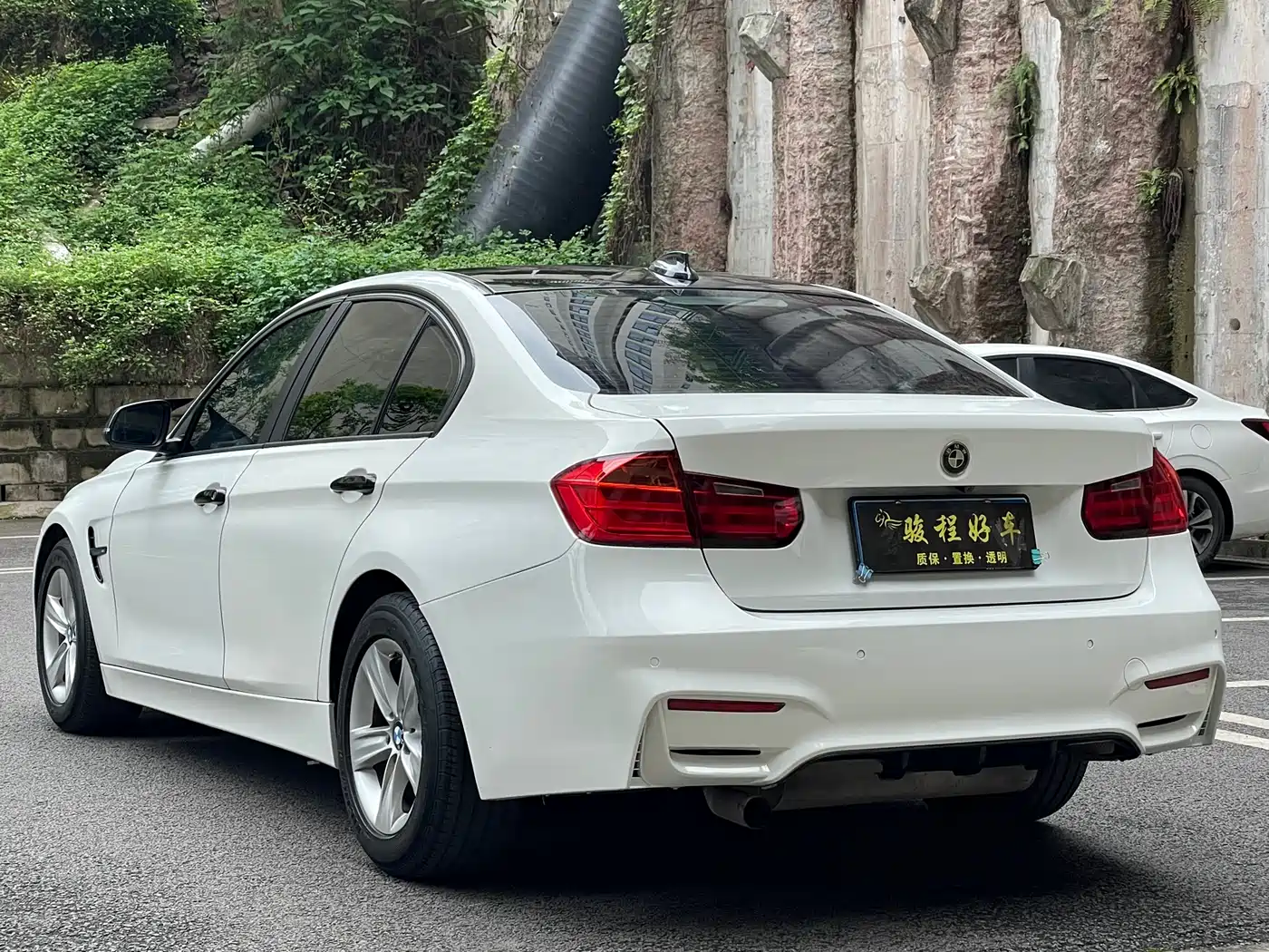 BMW 3 Series 2015 320i Fashion фото 6