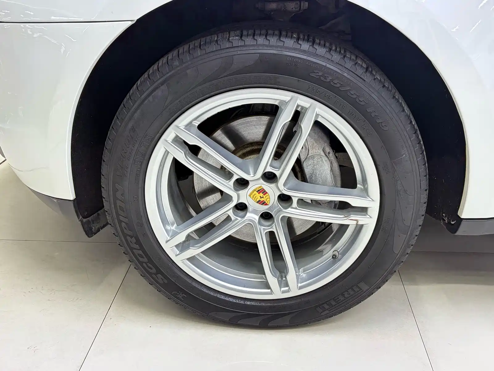 Фото 10 - Porsche Macan