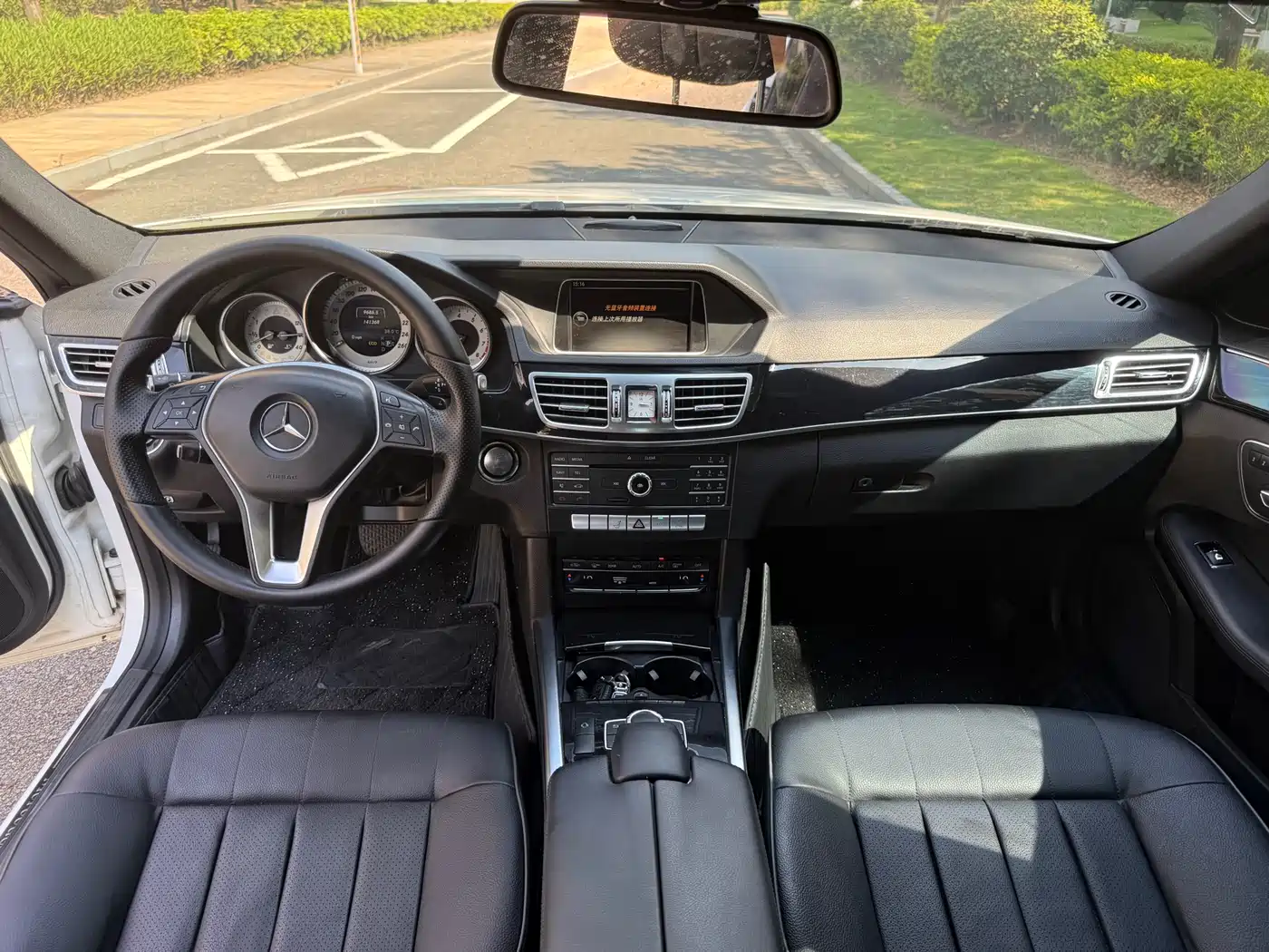 Mercedes-Benz E-Class 2015 Facelift E 200 L фото 9