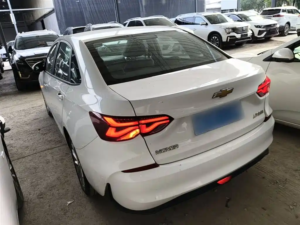 Chevrolet Monza 2023 1.5L DCT Enjoyment Edition фото 5
