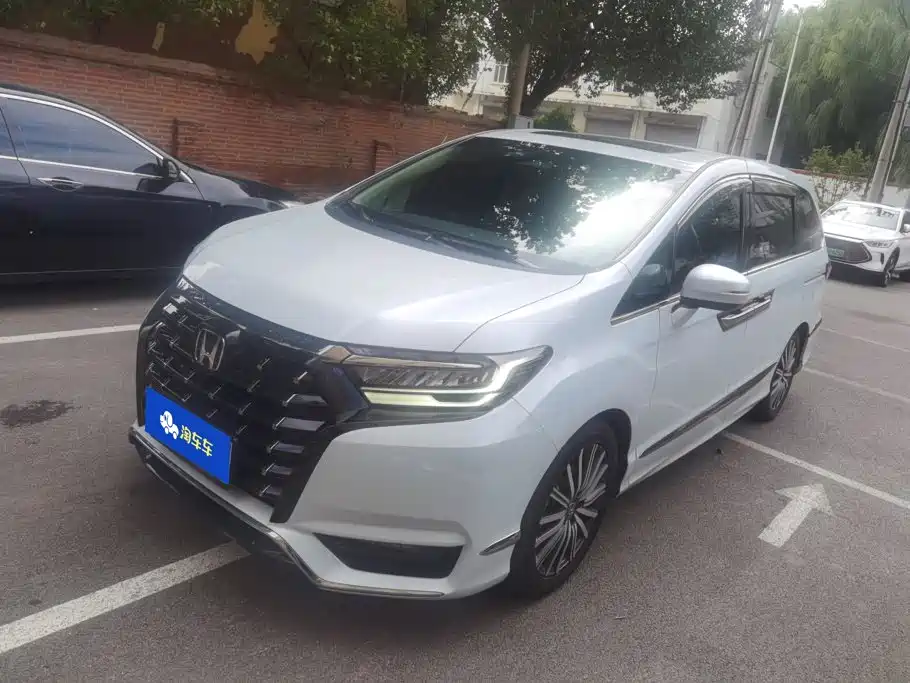 Honda Elysion 2024 2024 2.0L e:HEV Luxury Edition