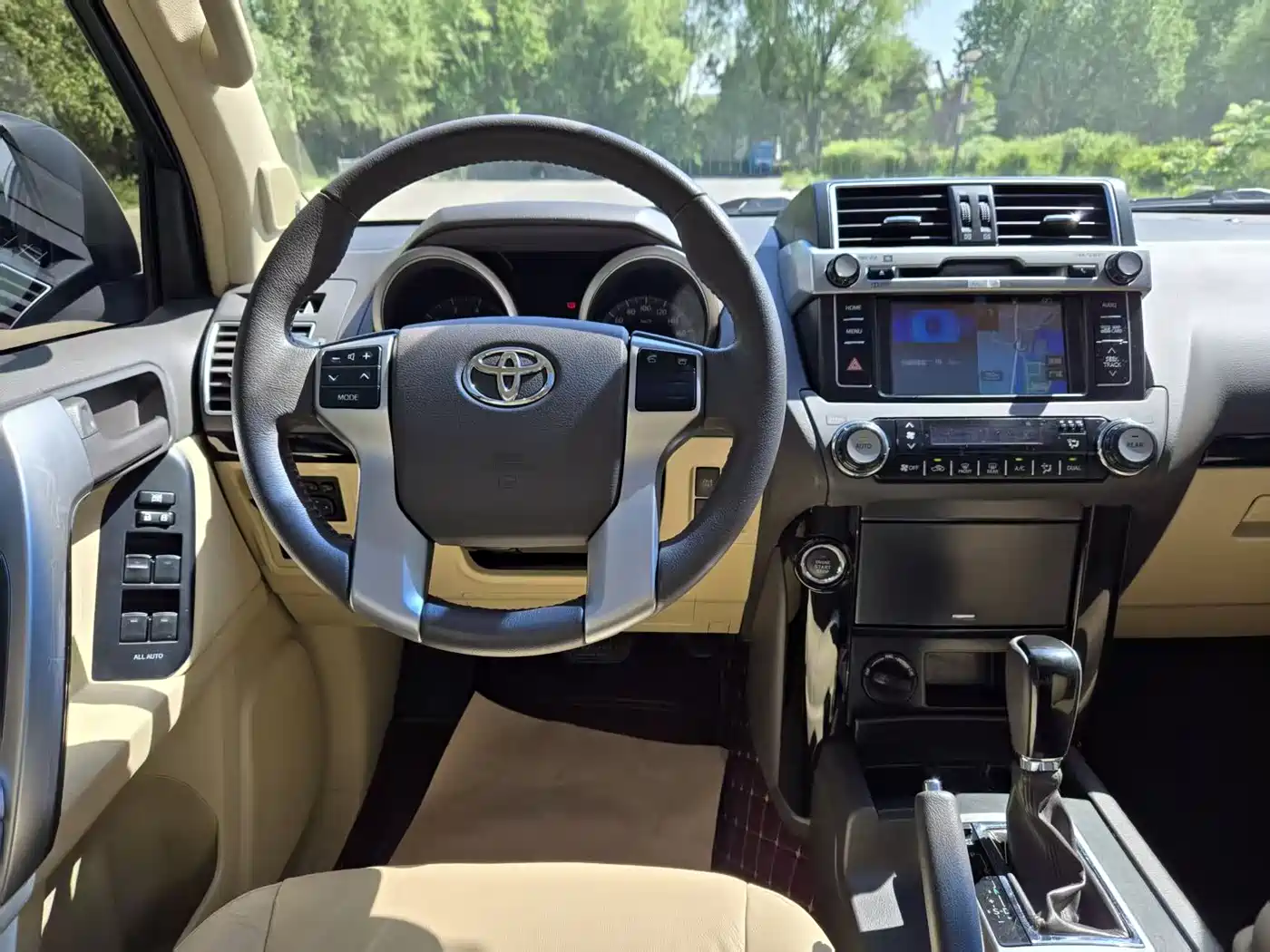 Toyota Prado 2016 2.7L Auto Luxury Edition фото 9