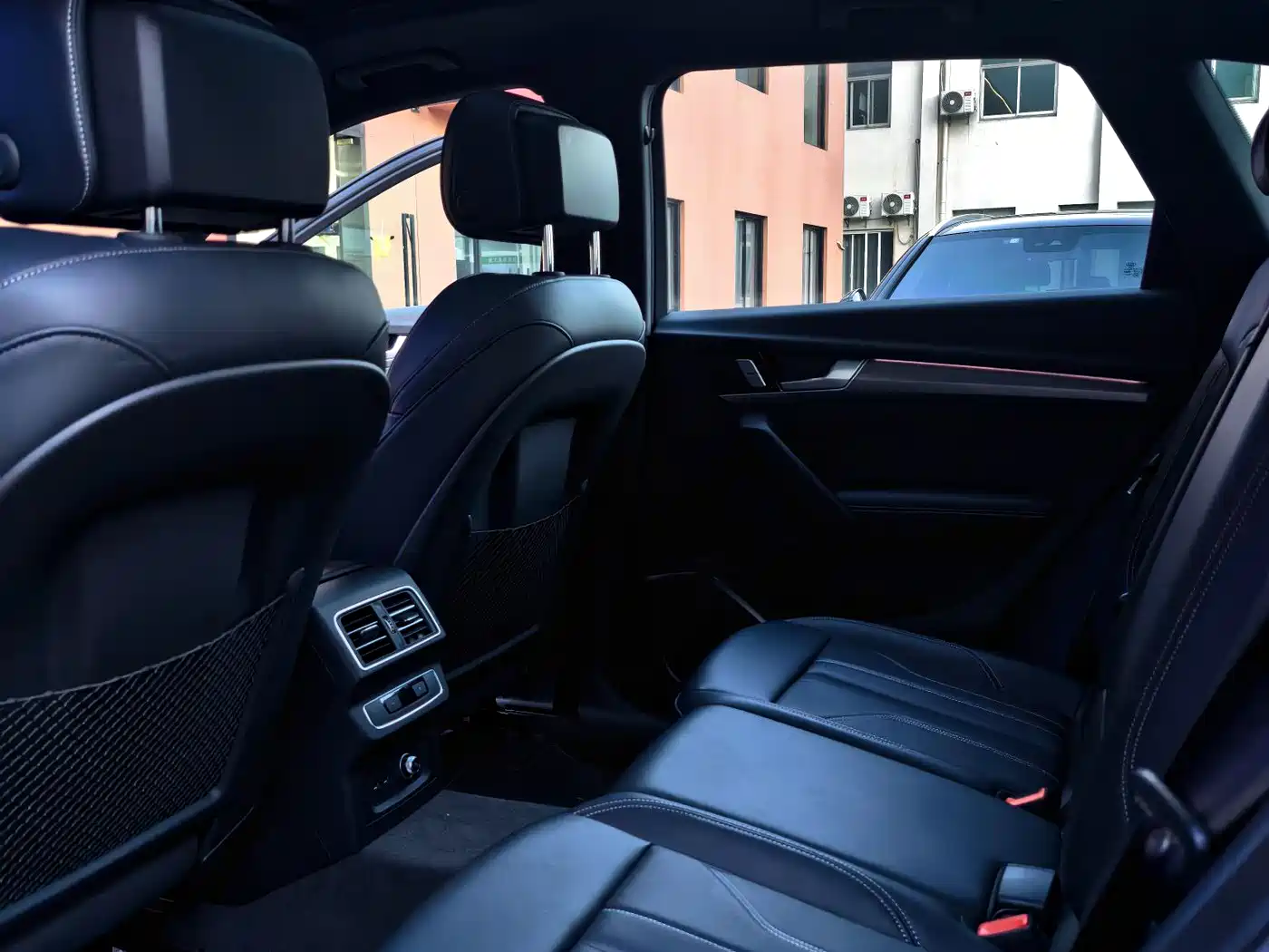 Audi Q5L 2025 40 TFSI Luxury Dynamic фото 7