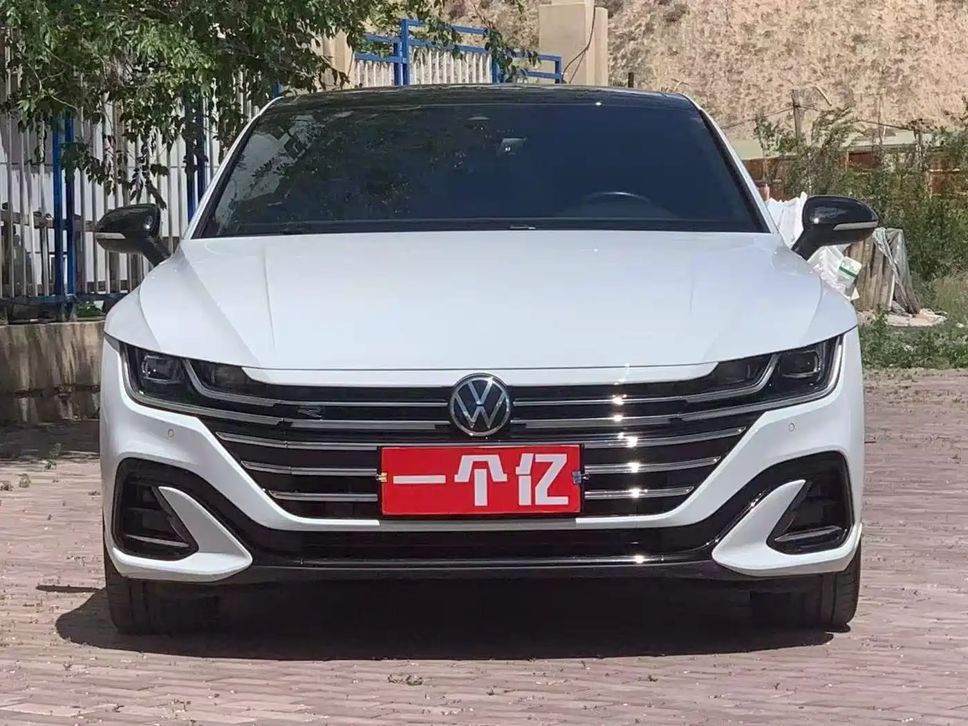 Volkswagen FAW-Volkswagen CC 2023 380TSI Eye-catching Edition фото 2