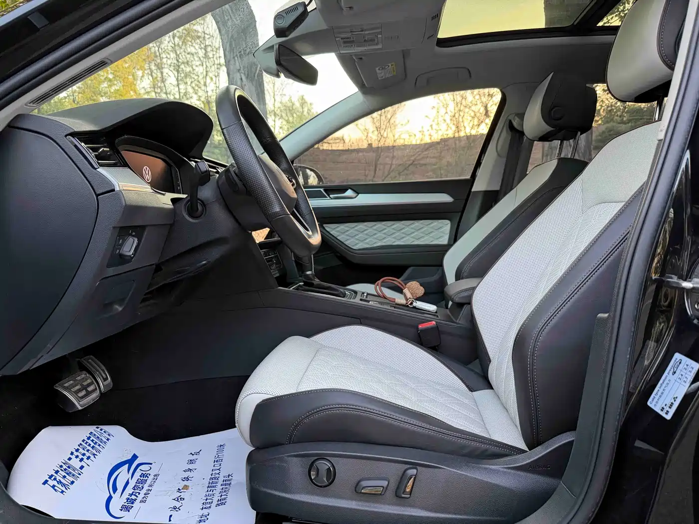 Volkswagen Magotan 2024 2 Million Units Public Sharing Edition 330TSI DSG Luxury фото 9