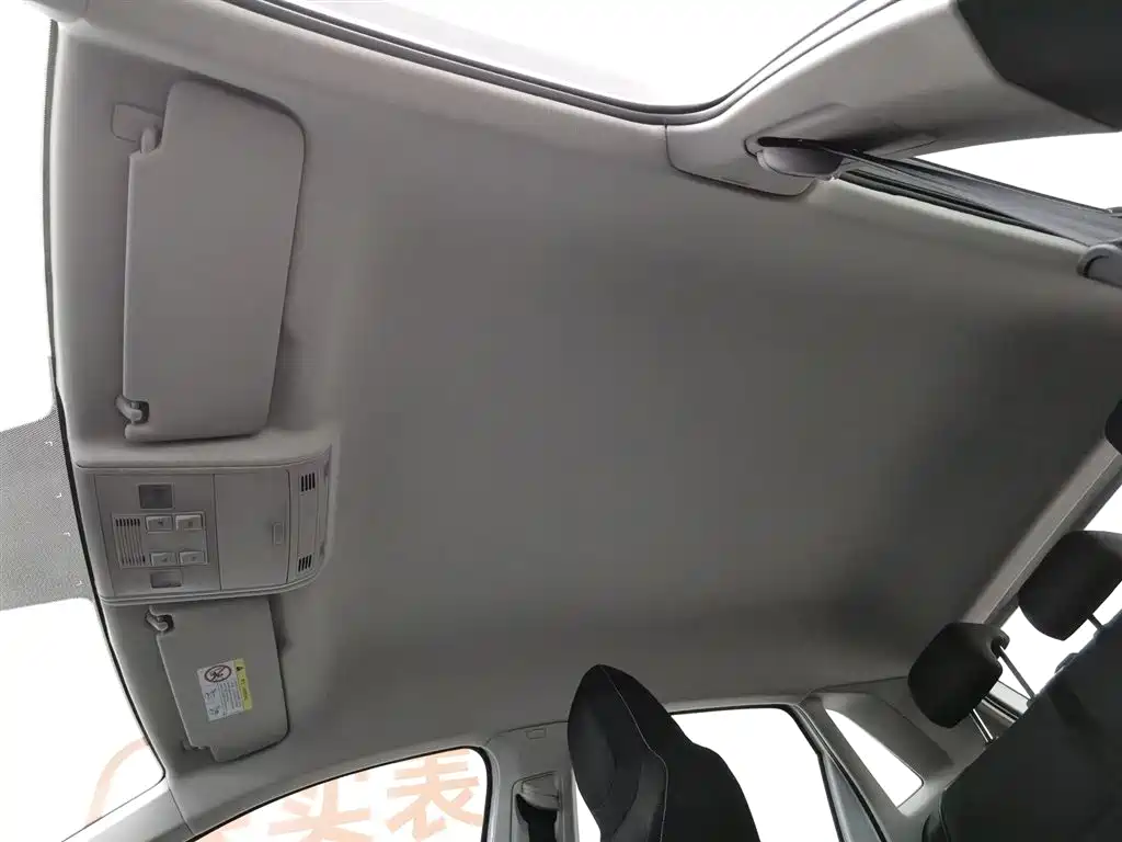 Volkswagen Polo 2023 Facelift Plus 1.5L Auto Joyful Living Edition фото 14
