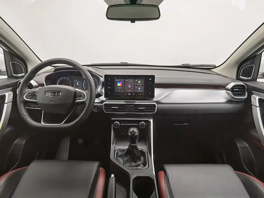 Фото 5 - Geely Binyue