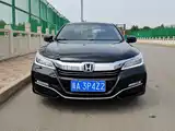 Фото 2 - Honda Accord