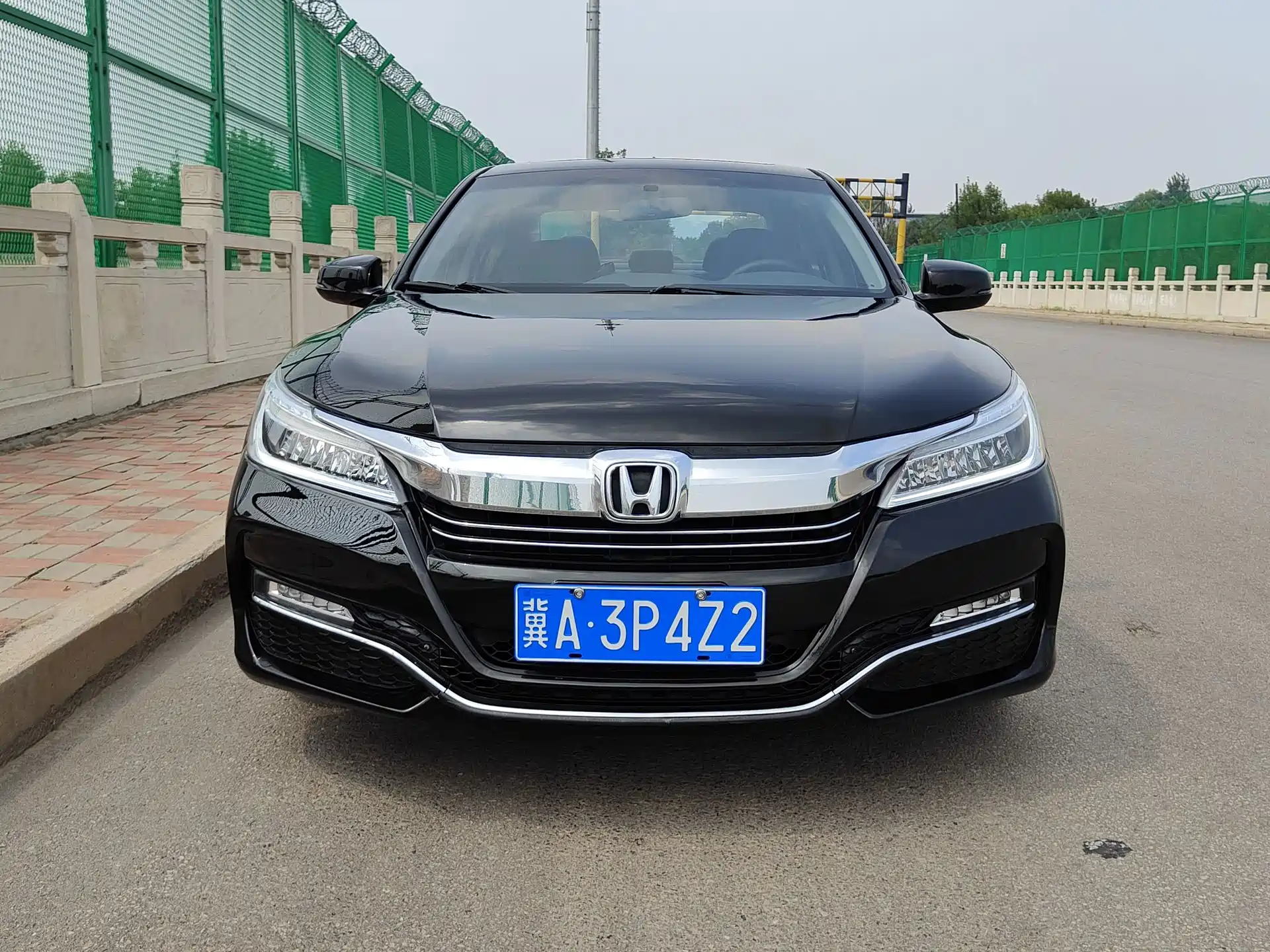 Фото 2 - Honda Accord