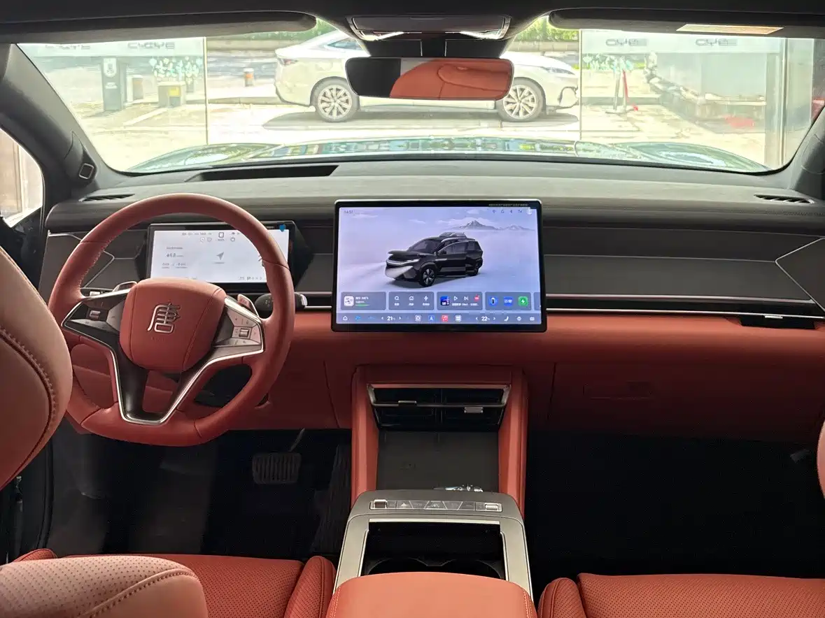 BYD Tang L 2025 DM 175KM Drone Player Edition фото 10
