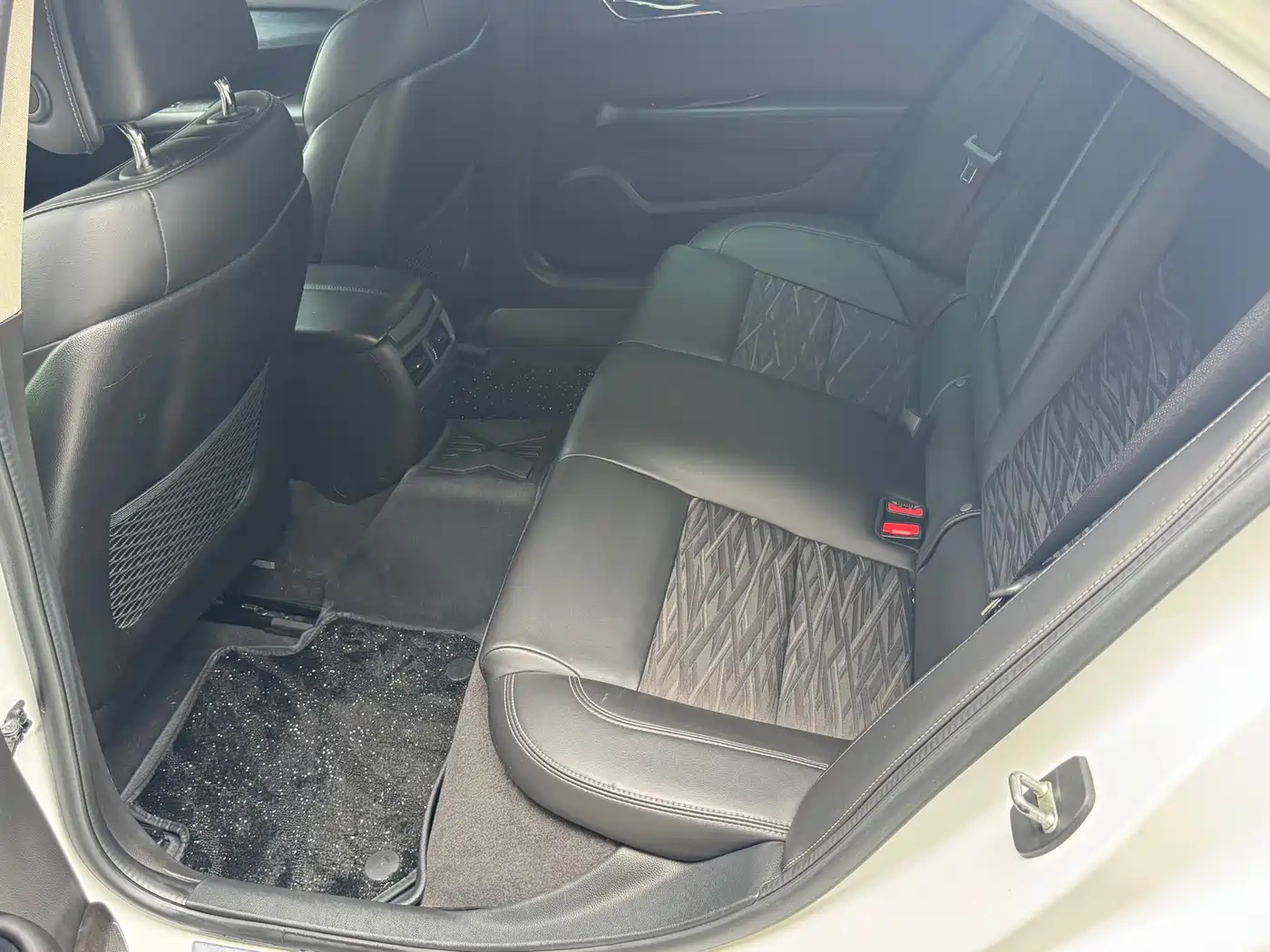 Cadillac ATS-L 2017 28T Technology фото 8