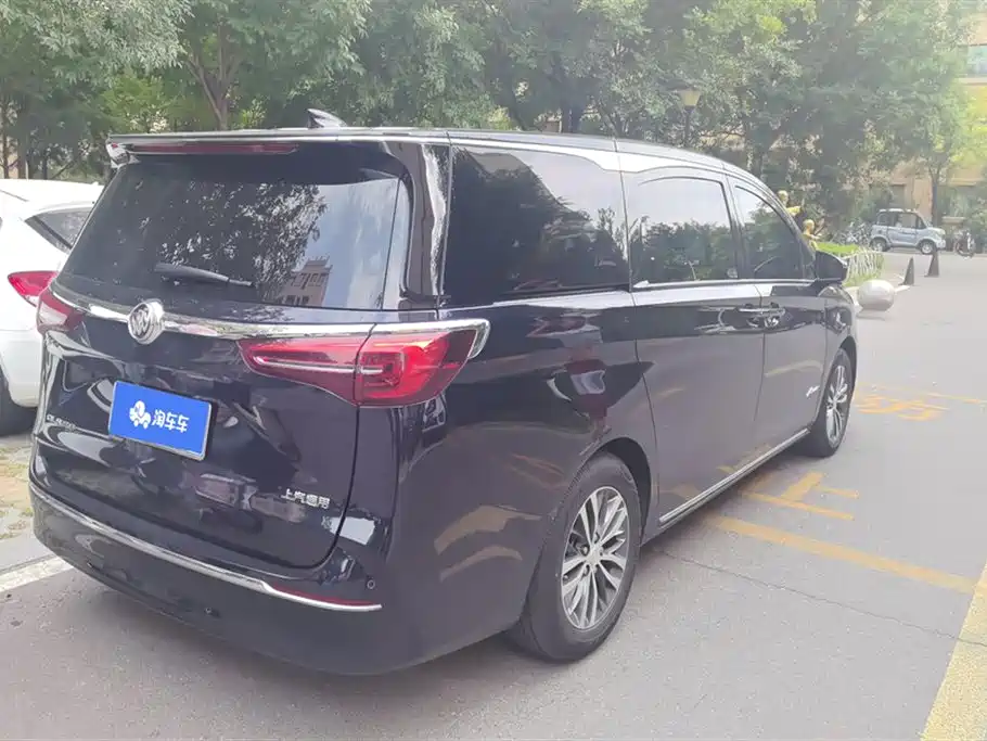 BUICK GL8