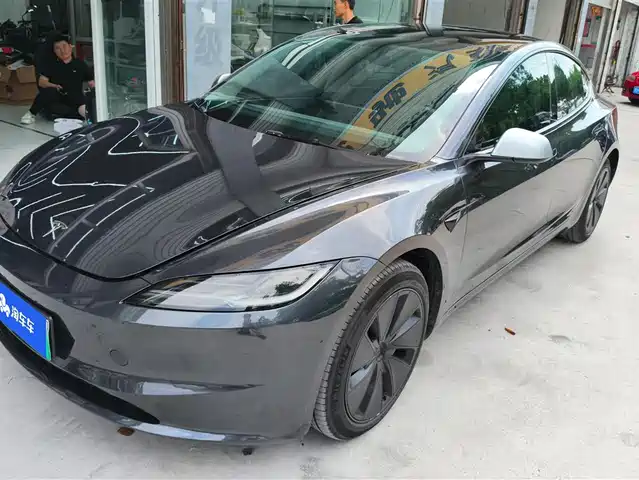 Tesla Model 3 2023 Long Range All-Wheel Drive