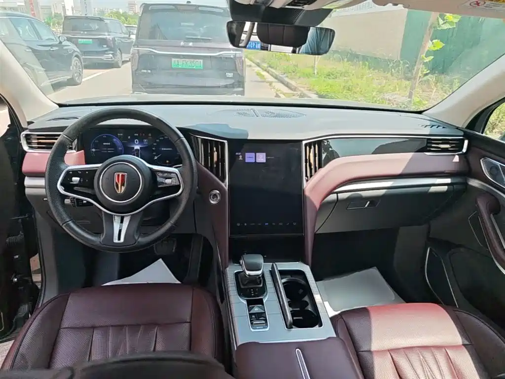 Hongqi HS7 PHEV 2024 2.0T PHEV 4WD Flagship Edition 6-seater фото 10