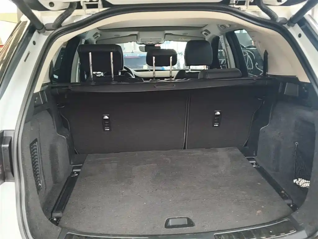 Land Rover Discovery Sport 2025 249PS Performance Tech Edition фото 19
