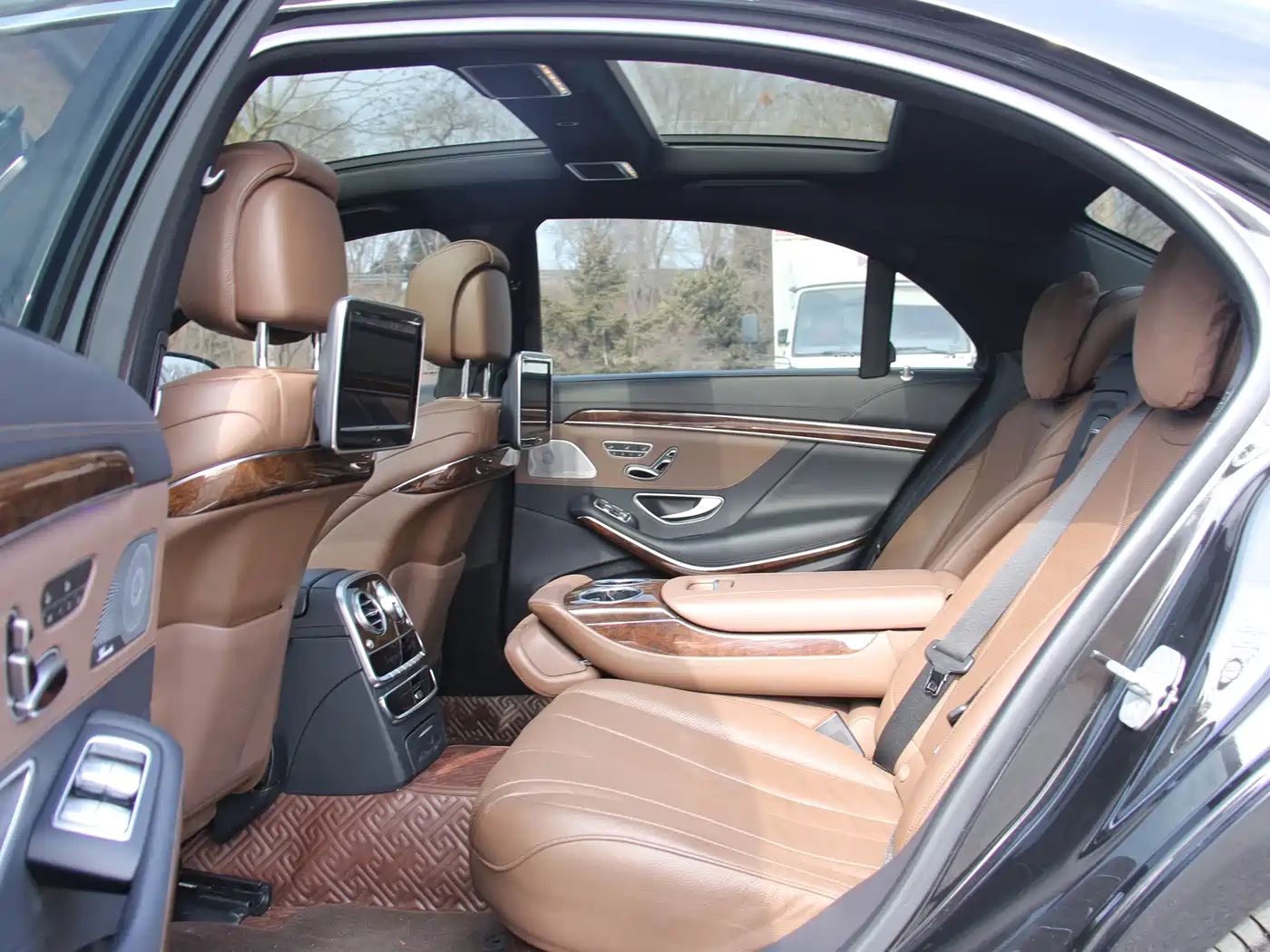Mercedes-Benz S-Class 2016 S 320 L Luxury фото 12