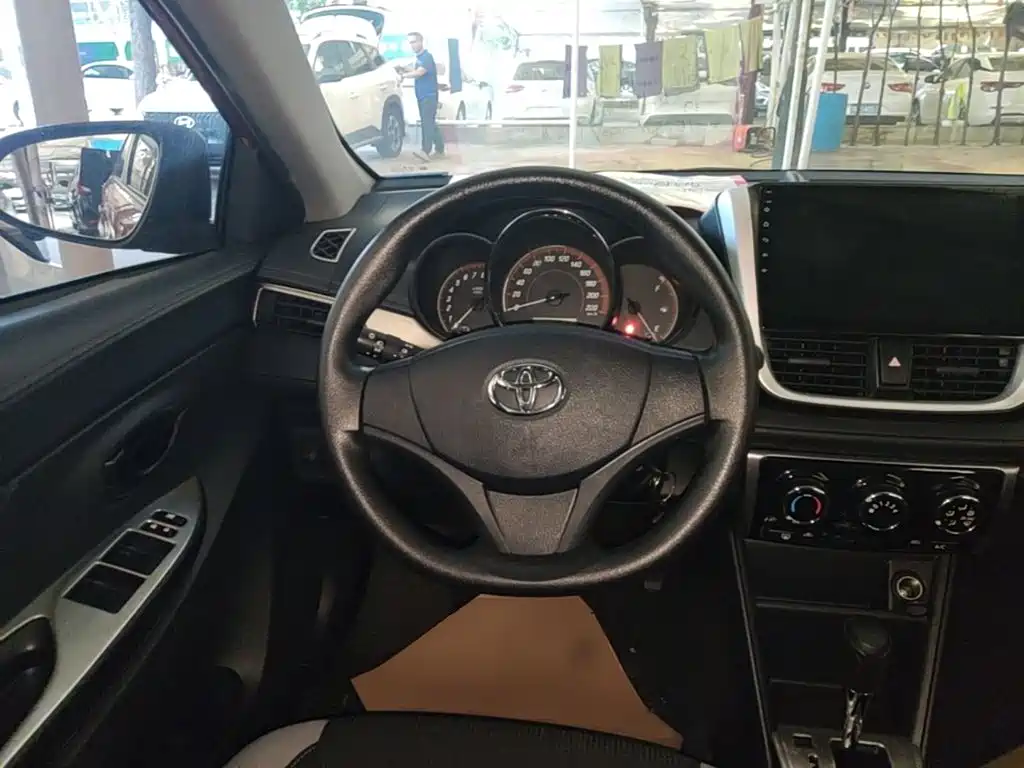 Toyota Yaris, миниатюра 11