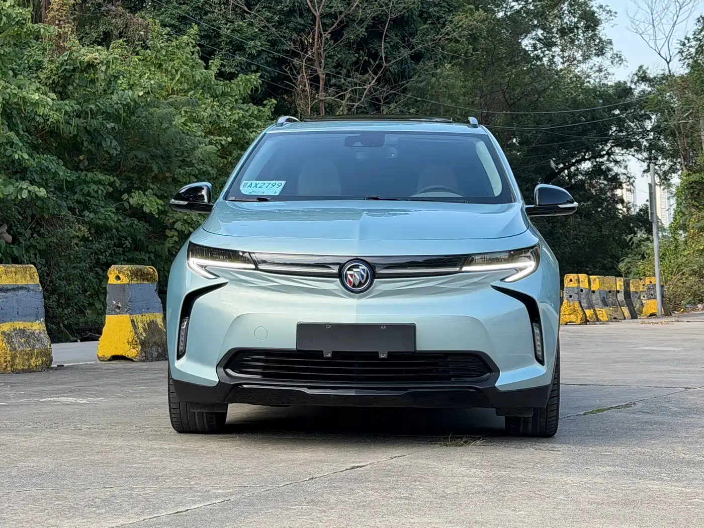 BUICK SLIGHTLY BLUE 7