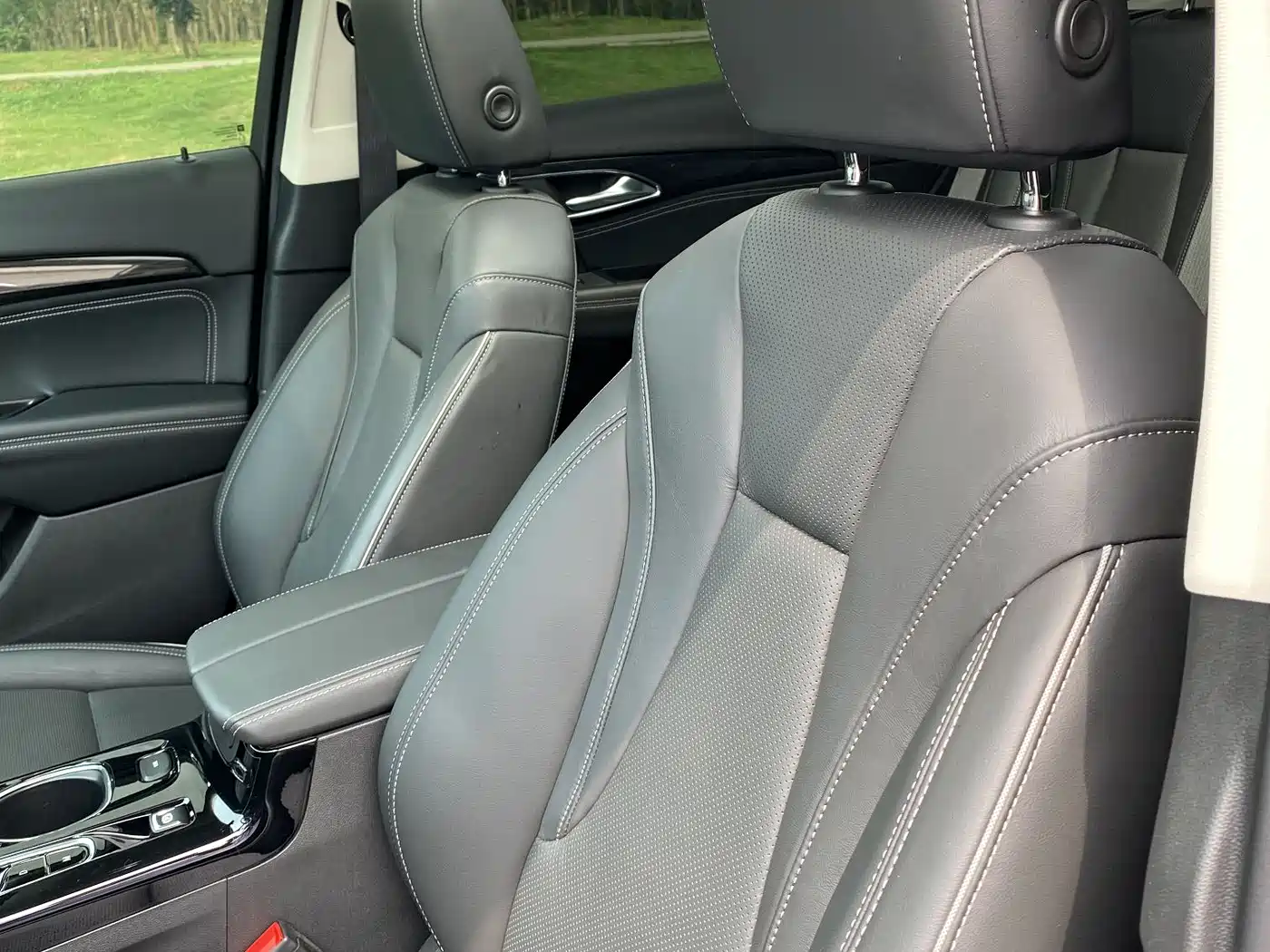 Buick Envision Plus 2023 Enclave Plus 652T 5-Seater Luxury фото 19