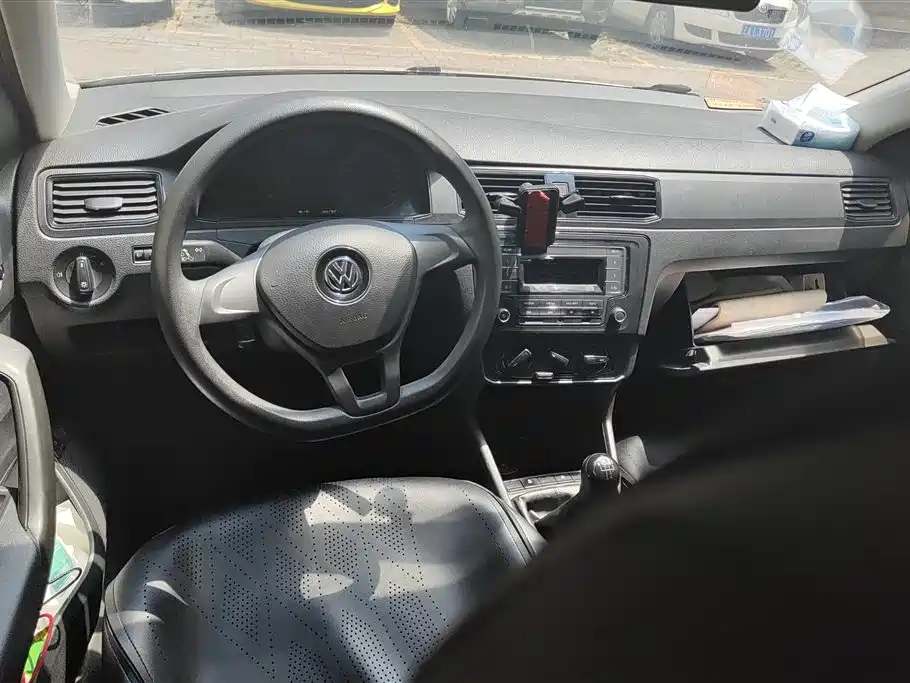 Volkswagen Santana 2019 1.5L Manual Trend China V фото 12