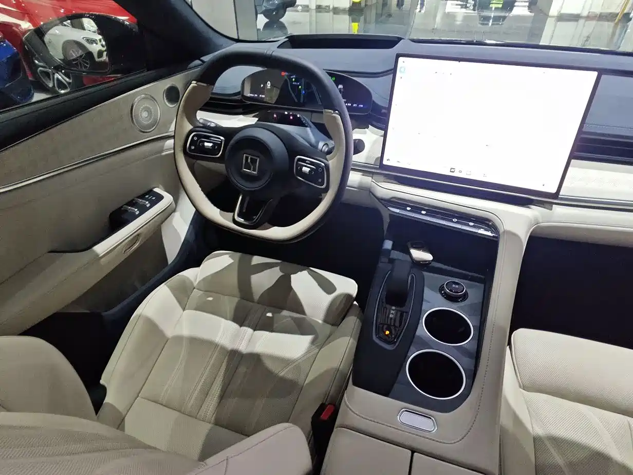 ZEEKR EXTREME KRYPTON 001