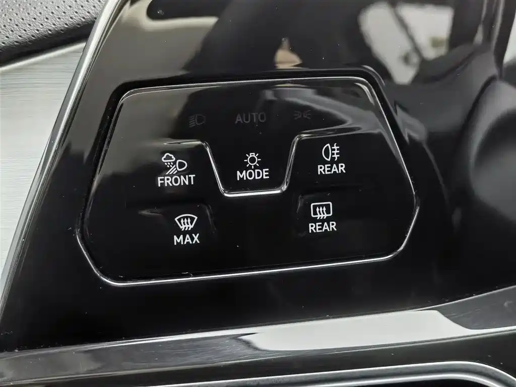 Volkswagen Talagon 2023 Facelift 380TSI 4WD Luxury Premium Pro Edition 7-Seater фото 21