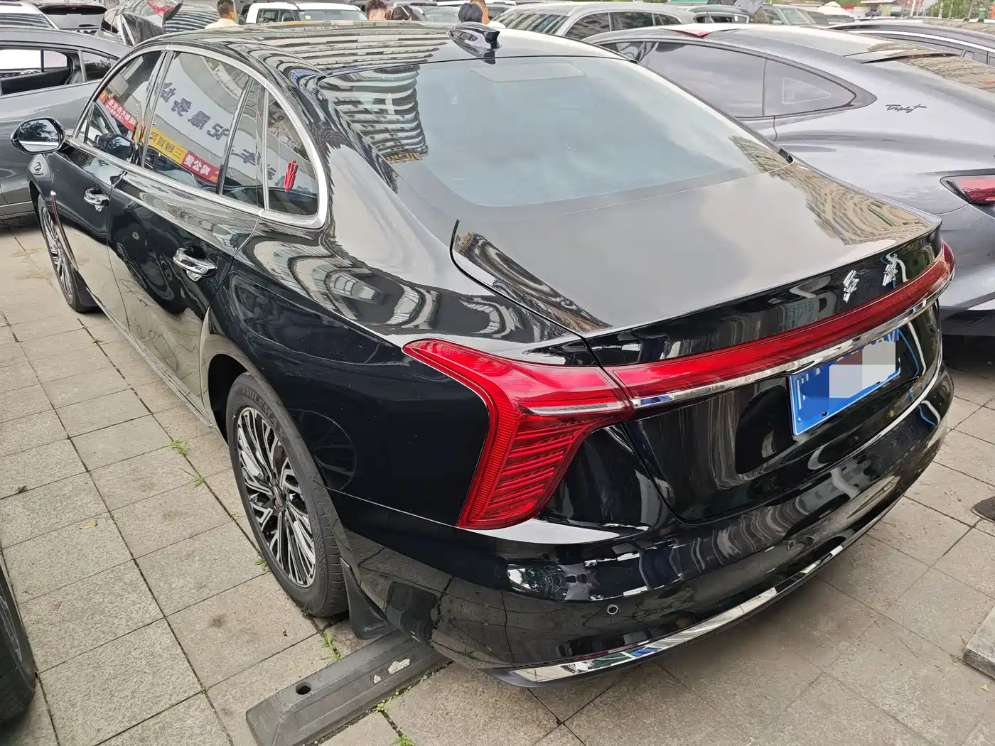 Hongqi H5 2024 2.0T Automatic Smart Connect Flag Smooth Edition фото 17