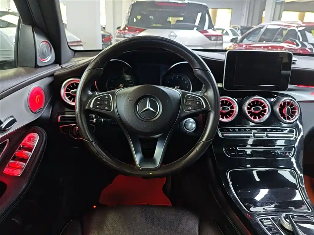 Mercedes-Benz GLC 2017 GLC 200 4MATIC фото 11