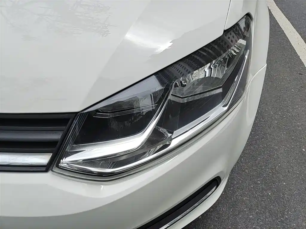 Volkswagen Polo 2016 1.6L Automatic Comfort фото 24
